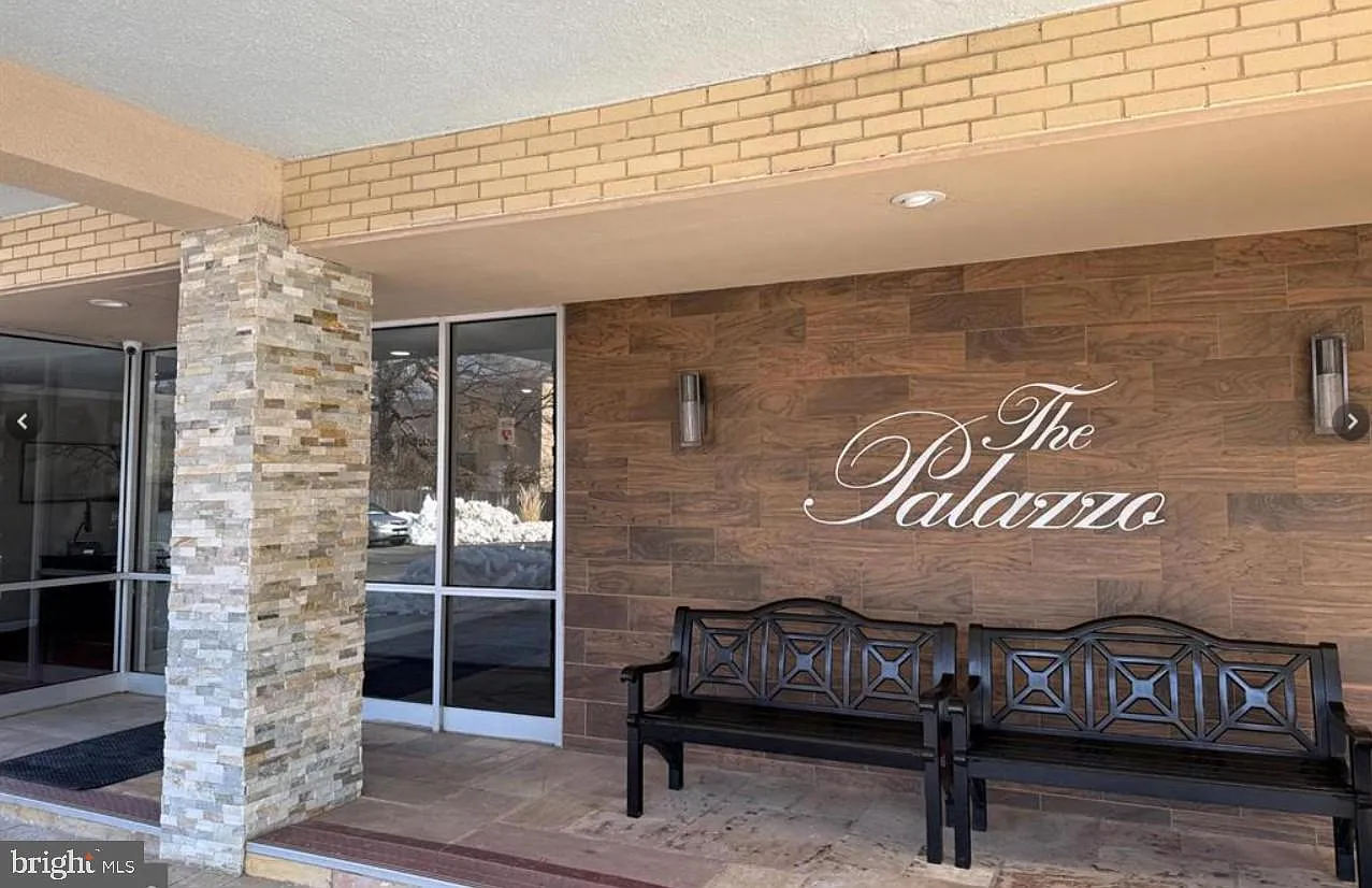 The Palazzo — Photo 1