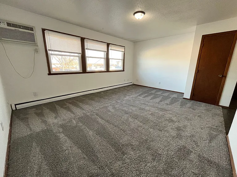 3304 S Kiwanis Ave — Photo 19