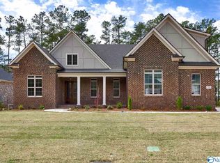 731 Indian Ridge Dr SE, Huntsville, AL 35803