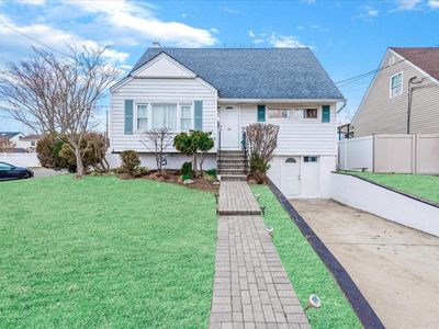 98 Saint Marks Avenue, Freeport, NY, 11520