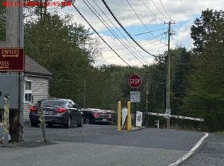 844 Country Place Dr, Tobyhanna, PA