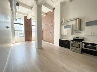 728 Market St #305A, Philadelphia, PA 19106
