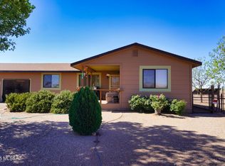 5215 E Sunizona Dr, Pearce, AZ 85625
