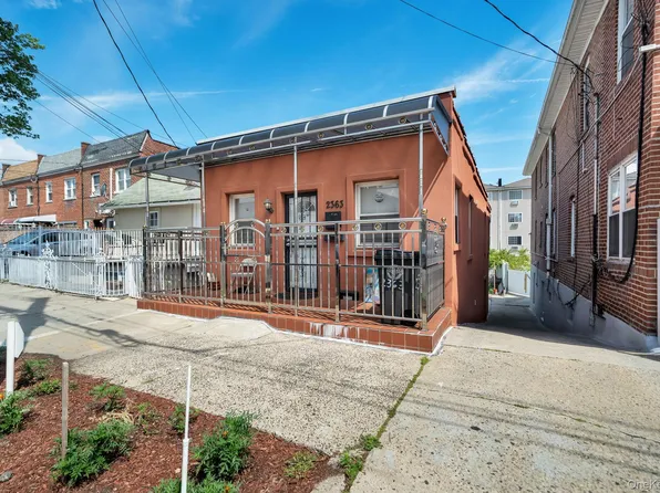 2363 Gleason Avenue, Bronx, NY 10462
