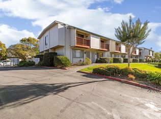 1025 Golf Course Dr, Rohnert Park, CA 94928