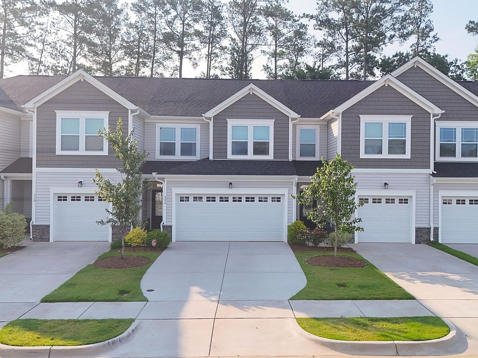 1st image of 224 Gilder Woods Dr