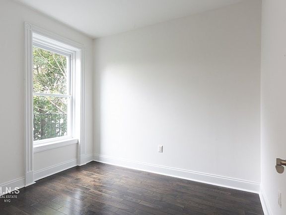 4th image of 1114 Bushwick Ave #7A1