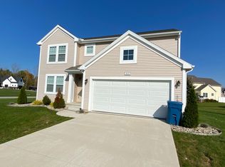 1433 Solak Ct, Saint Joseph, MI