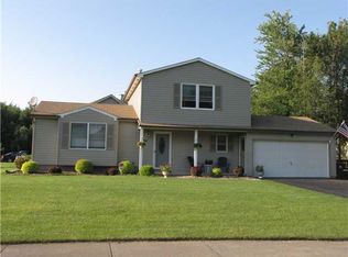 162 Saint Mark Dr, Rochester, NY 14606