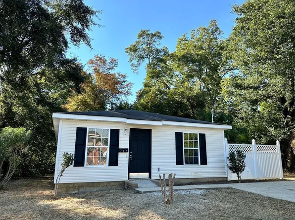 305 N College St, Dothan, AL 36303