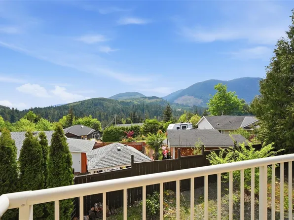 1758 Martini Way, Nanaimo, BC V9K 2S3