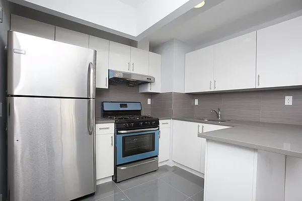 Rented by Compass | media 6