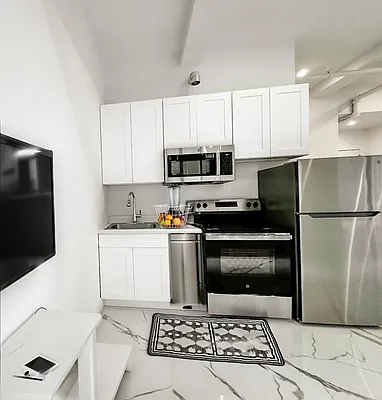 Rented by Metropolitan Property Group | media 3