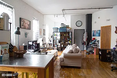 Rented by Citi Habitats