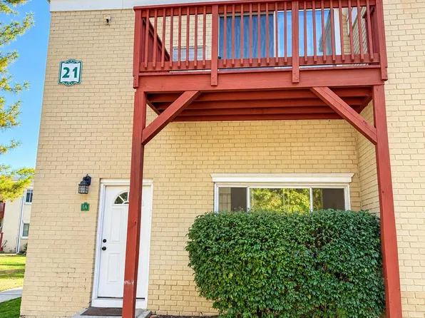 21 Lake Ave APT 1A, East Brunswick, NJ 08816