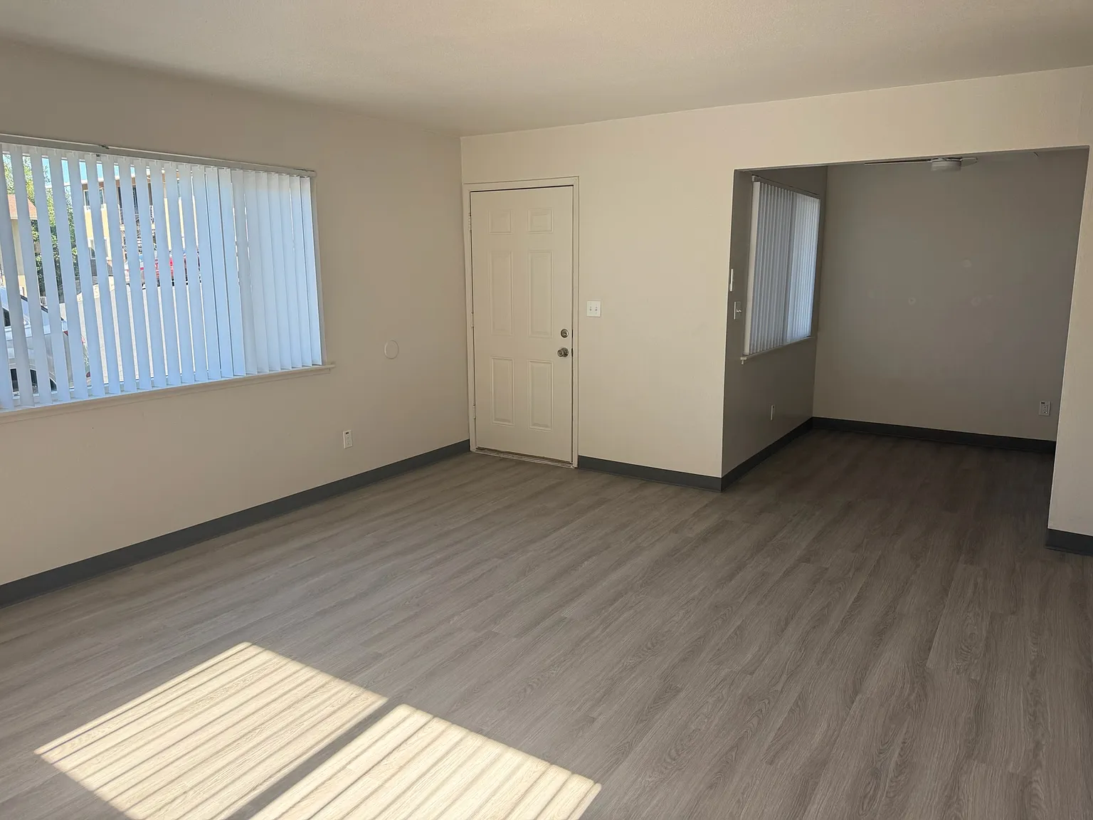 2 bed, 925 sqft, $1,800 — Photo 4