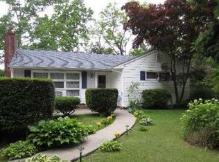 14 Sylvan Rd, Rocky Point, NY 11778