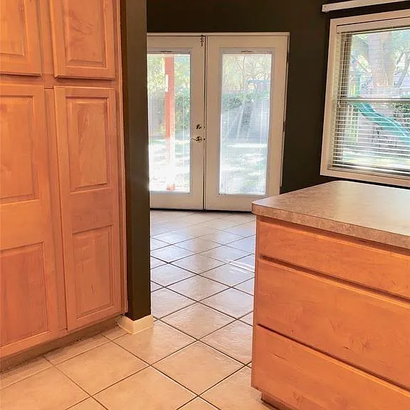 1814 Brushy Creek Dr — Photo 6