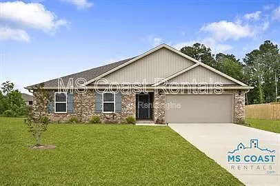 9384 Cypress Lake Dr — Photo 1