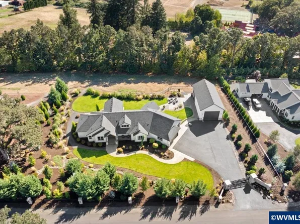 8478 Valley Way SE, Turner, OR 97392