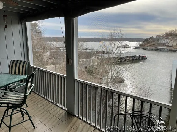 158 Regatta Bay Cir Unit 2D, Lake Ozark, MO 65049