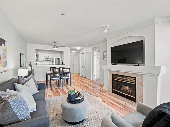2nd image of 20125 55a Ave #204
