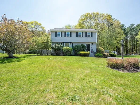 79 Karen Ln, Abington, MA 02351