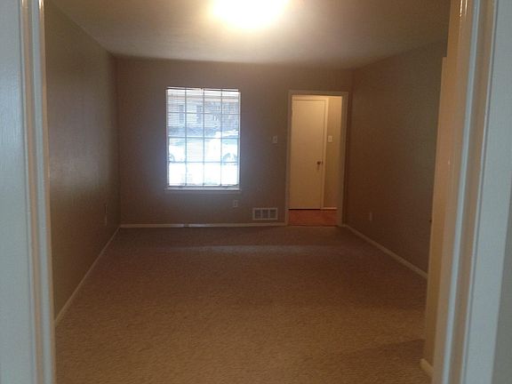 4th image of 7442 Brentcove Cir