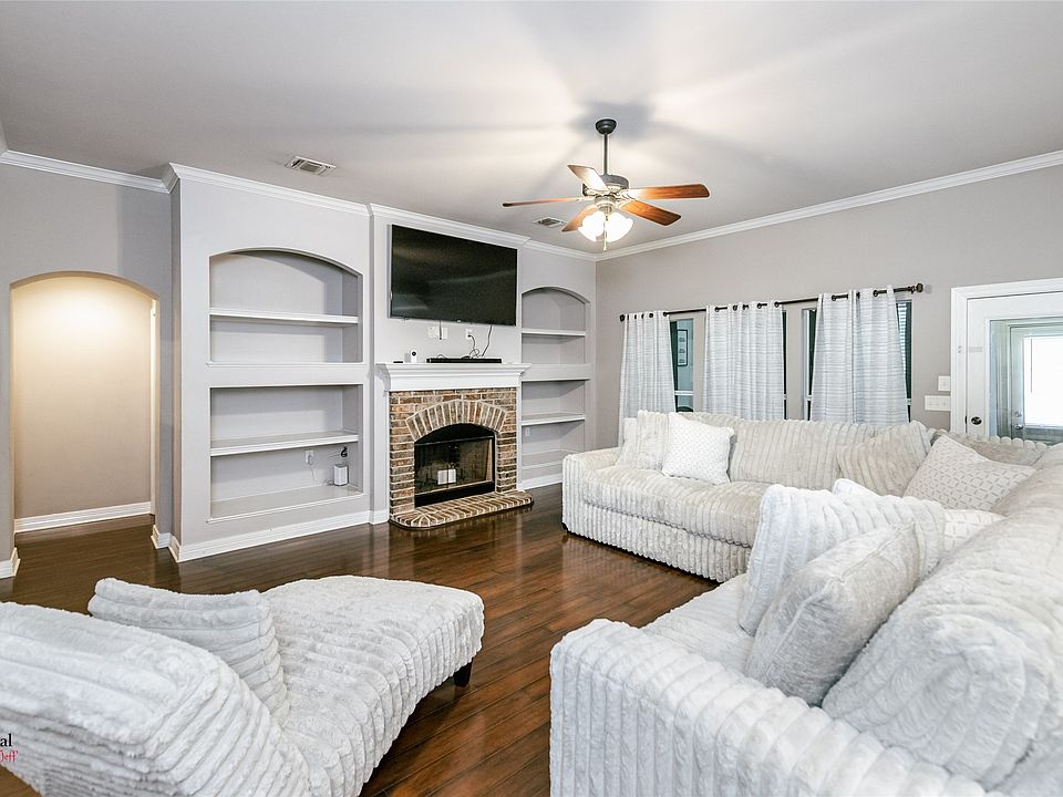 1st image of 175 Clear Brooke Dr