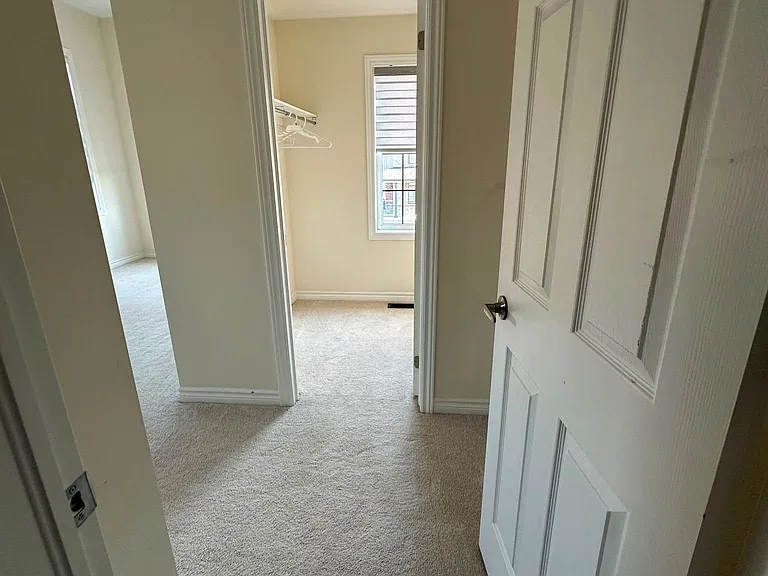 2 Bruce Cameron Dr — Photo 31