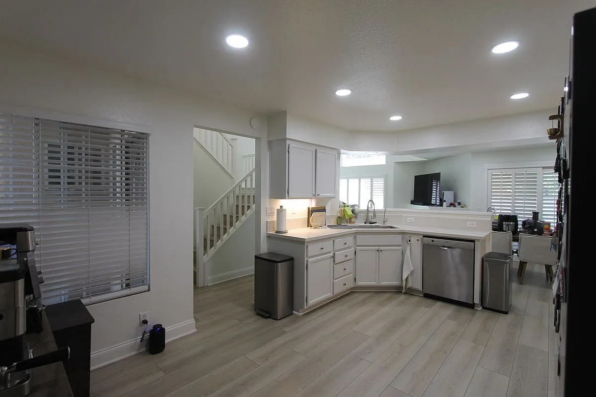 Building Photo - 7928 E Horizon View Dr