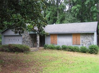 31 Burnham Cir, Jonesboro, GA 30238