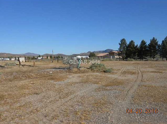 2nd image of 4610 W Pueblo Rd