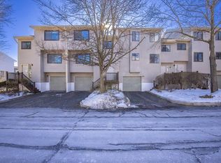 15 Vista Dr, Nanuet, NY 10954