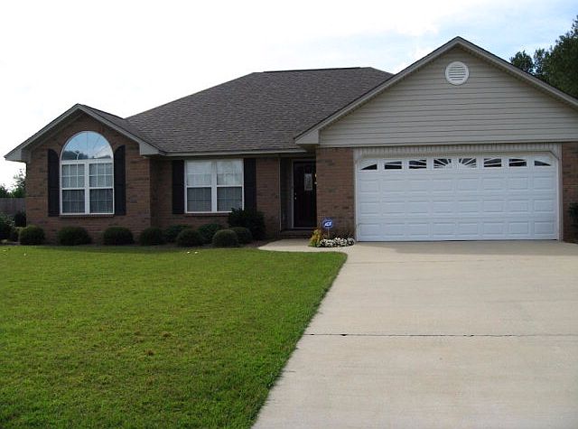 1st image of 340 Trailwood Dr