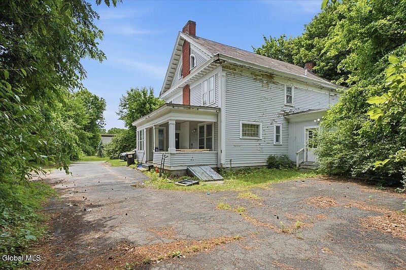 3rd image of 3515 Rosendale Road