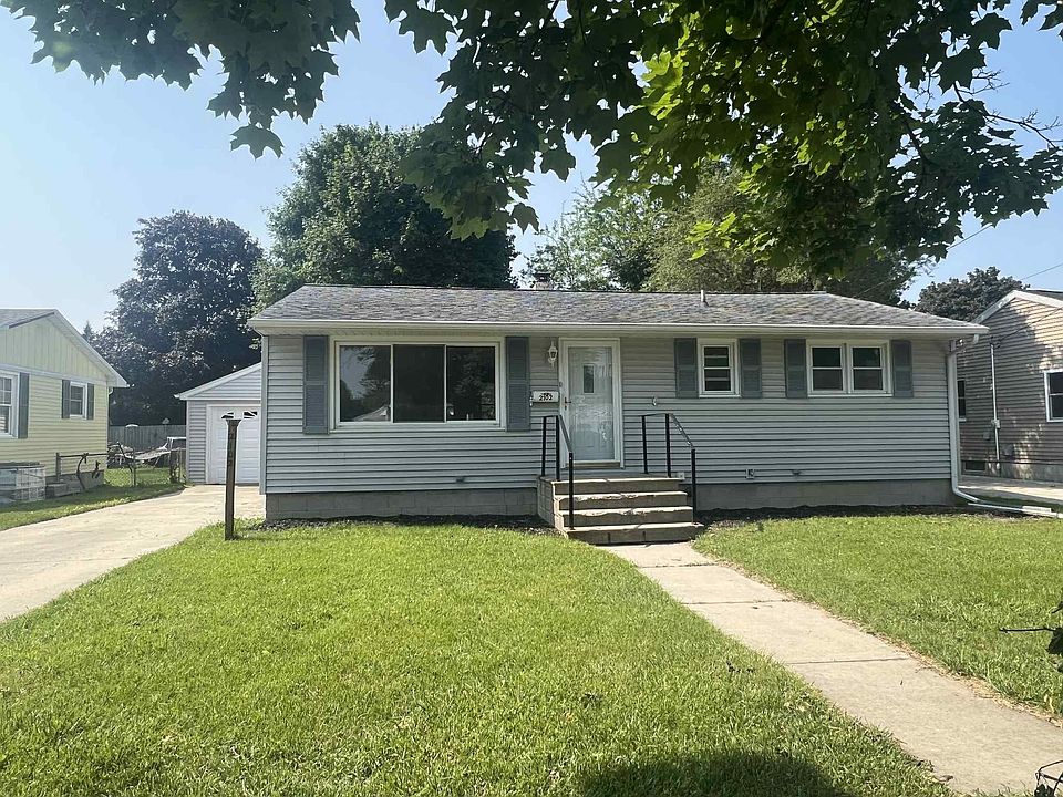 1st image of 2102 S Brentwood Pl