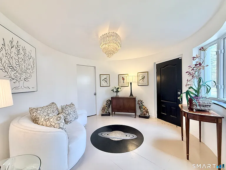 57 Drum Hill Ln — Photo 4