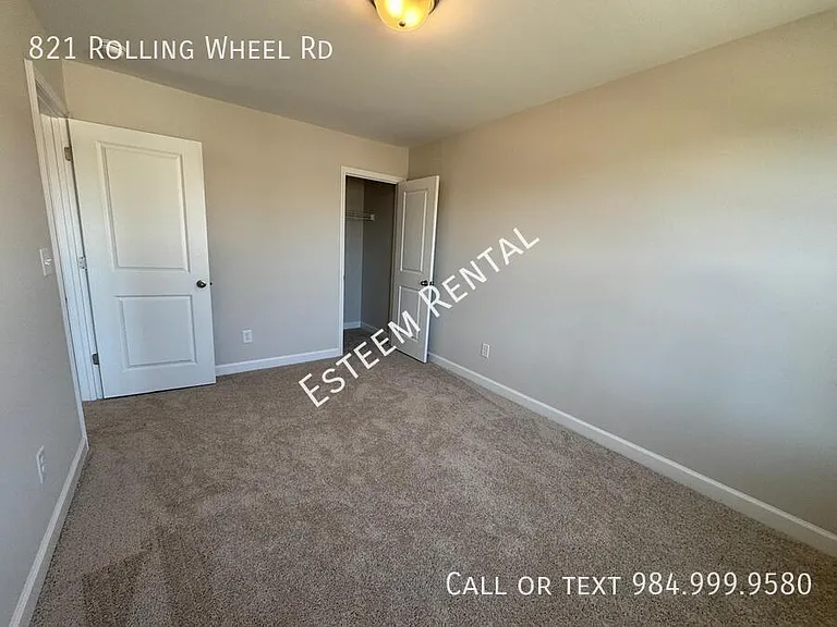 821 Rolling Wheel Rd — Photo 24