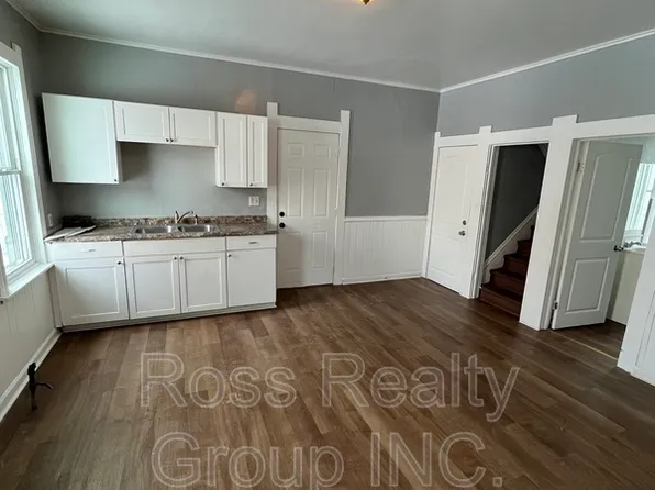 3156 Elm St, Toledo, OH 43608