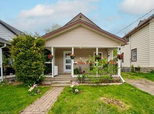 9 Sydenham St, Woodstock, ON N4S7B3
