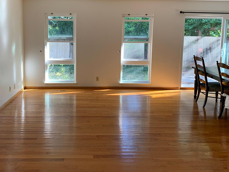 1st image of 5827 Tompkins Dr