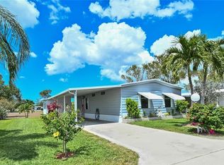 555 Charlemagne Blvd, Naples, FL 34112