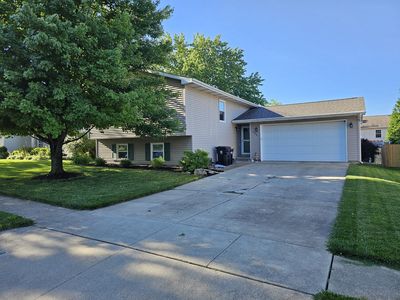 409 Carriage Hills Rd, Normal, IL, 61761