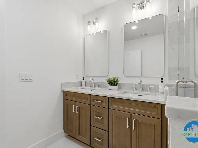 3015 W North B St #A — Photo 13