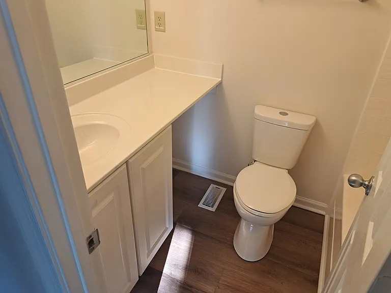 5685 Campus Dr — Photo 2