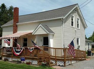 3015 Bartz Rd, Strykersville, NY 14145