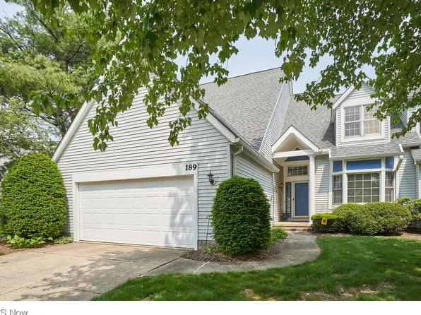 189 Delaware Trl, Akron, OH 44321