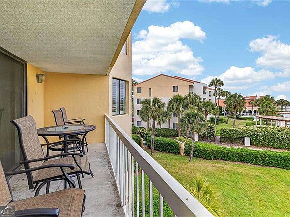 3rd image of 201 Neptune Rd APT 349