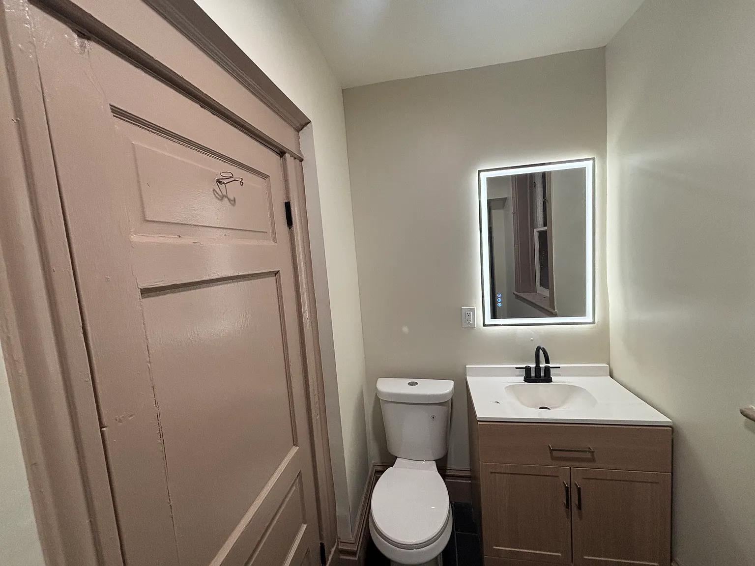 2 bed, 1100 sqft, $1,800 — Photo 3
